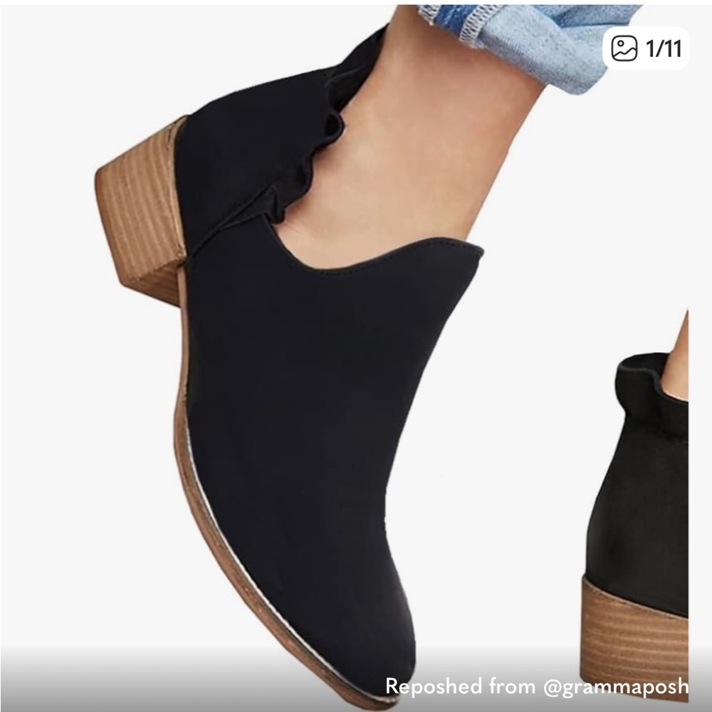 Seychelles Renowned Black Ruffle Leather Ankle Booties